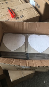  heart shape paper puzzle	